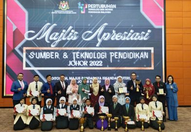 SMK Tun Habab Terima Anugerah Majlis Apresiasi Sumber Pendidikan Teknologi
